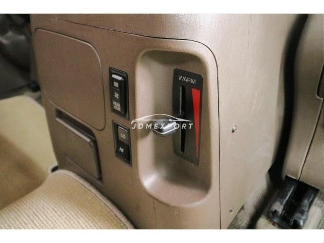Toyota Land Cruiser Prado 2002 thumbnail 19