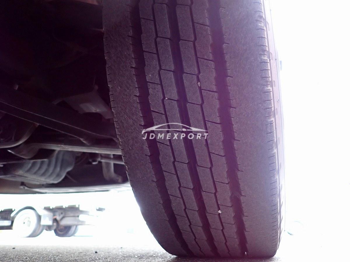 Toyota Coaster 1998 thumbnail 10