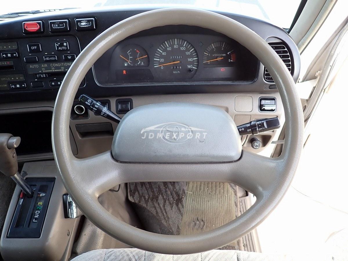 Toyota Coaster 1998 thumbnail 30