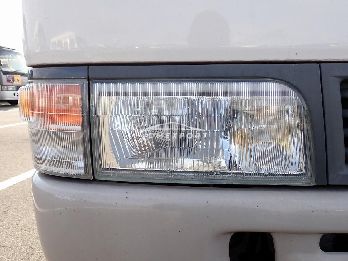 Toyota Coaster 1998 thumbnail 48