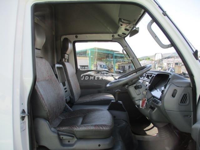 Mitsubishi Fuso Canter Guts 1996 thumbnail 24