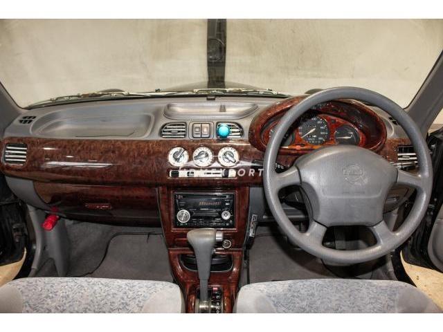Nissan March 1998 thumbnail 3