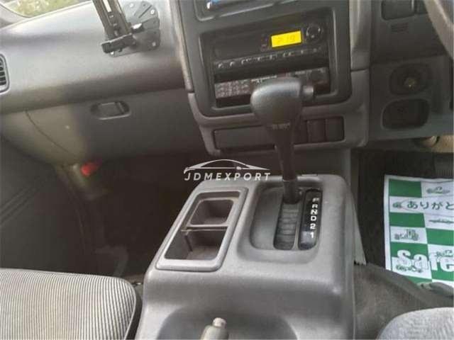 Nissan Serena 1995 thumbnail 20