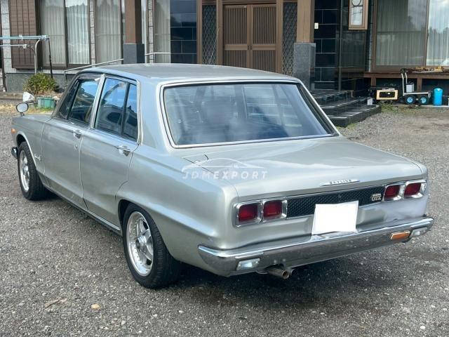 Nissan Skyline 1971 thumbnail 3