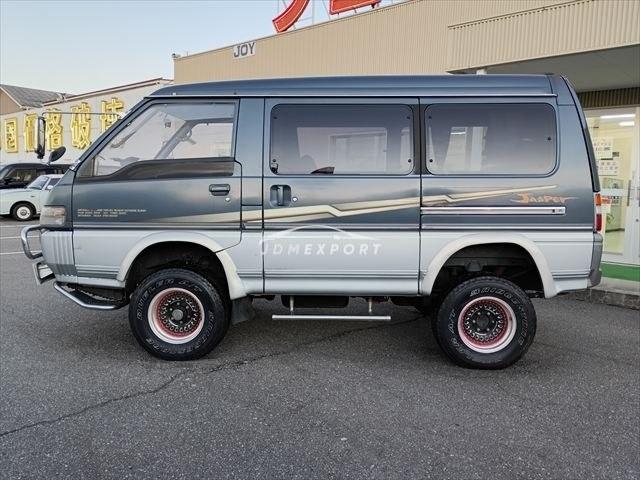 Mitsubishi Delica Starwagon 1993 thumbnail 5