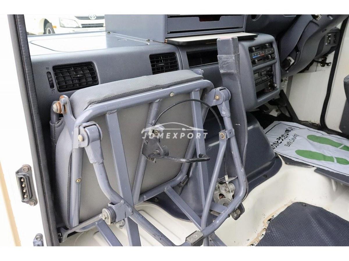 Toyota Quick Delivery 2000 thumbnail 25
