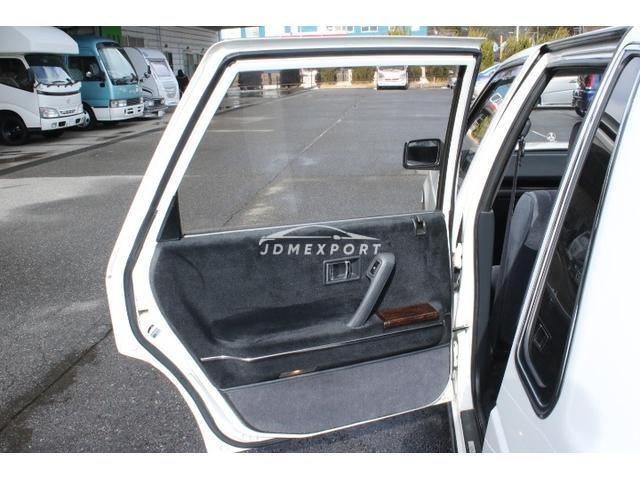 Mitsubishi Debonair V 1990 thumbnail 37