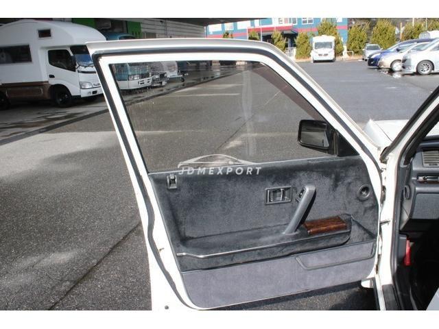 Mitsubishi Debonair V 1990 thumbnail 40