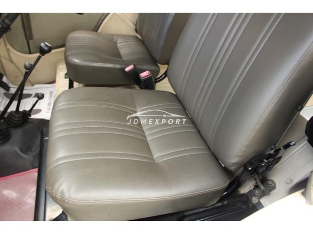 Mitsubishi Jeep 1998 thumbnail 37