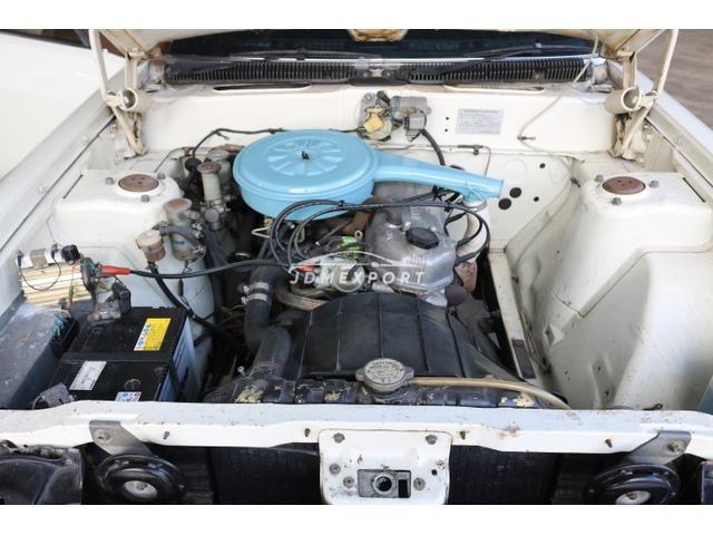Nissan Laurel 1972 thumbnail 13