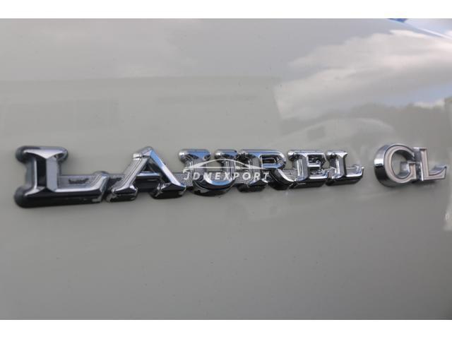 Nissan Laurel 1972 thumbnail 35
