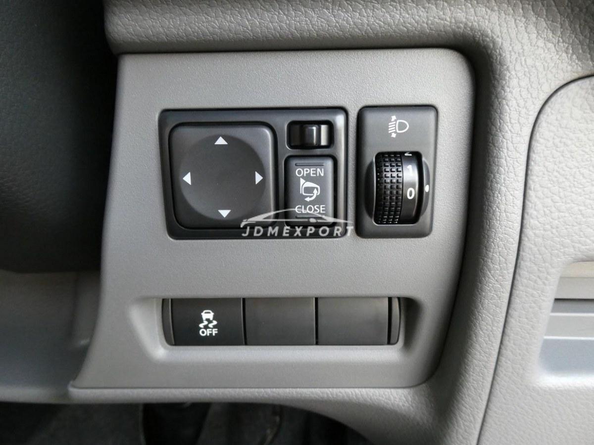 Nissan NV200 Vanette Wagon thumbnail 64