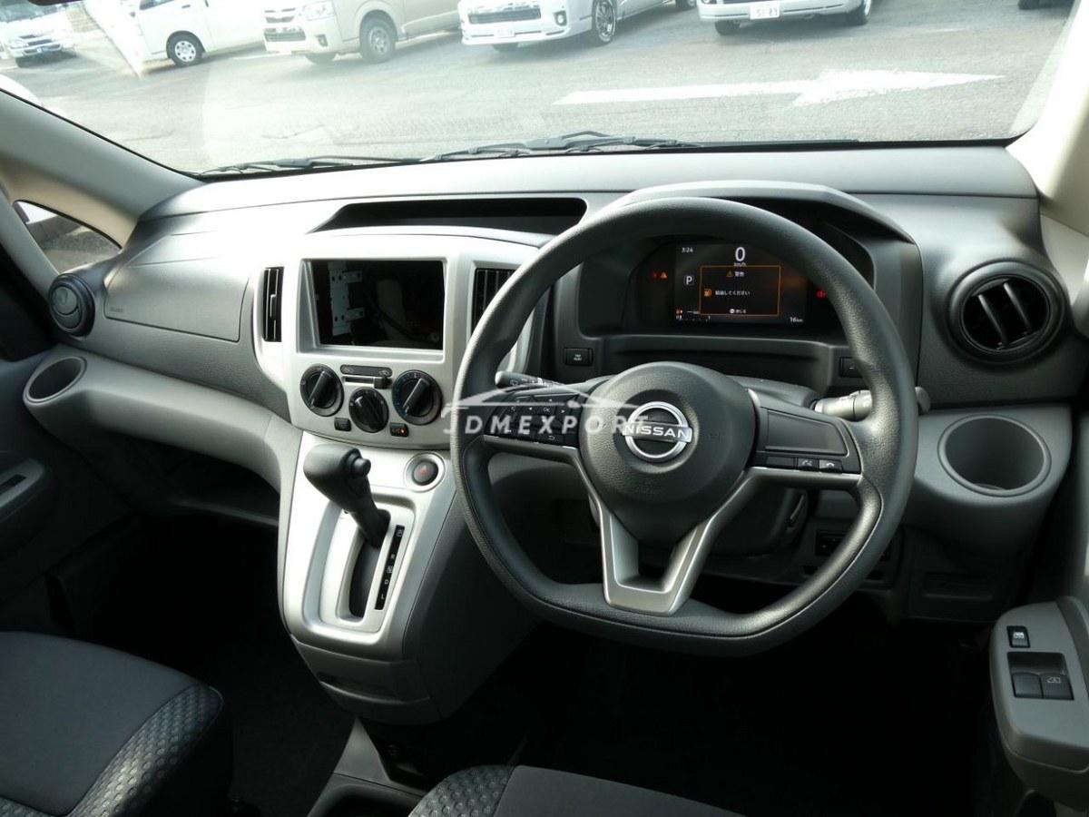 Nissan NV200 Vanette Wagon thumbnail 46