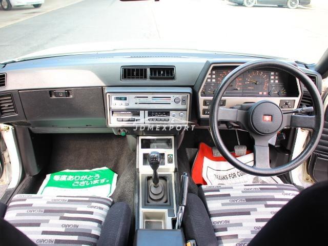 Nissan Skyline 1984 thumbnail 16