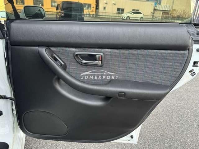 Subaru Legacy Touring Wagon 2000 thumbnail 23