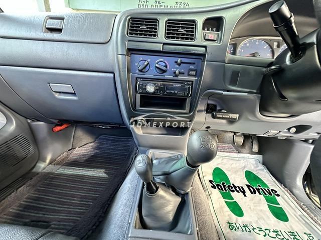 Toyota Hilux Sports Pick Up 2000 thumbnail 23