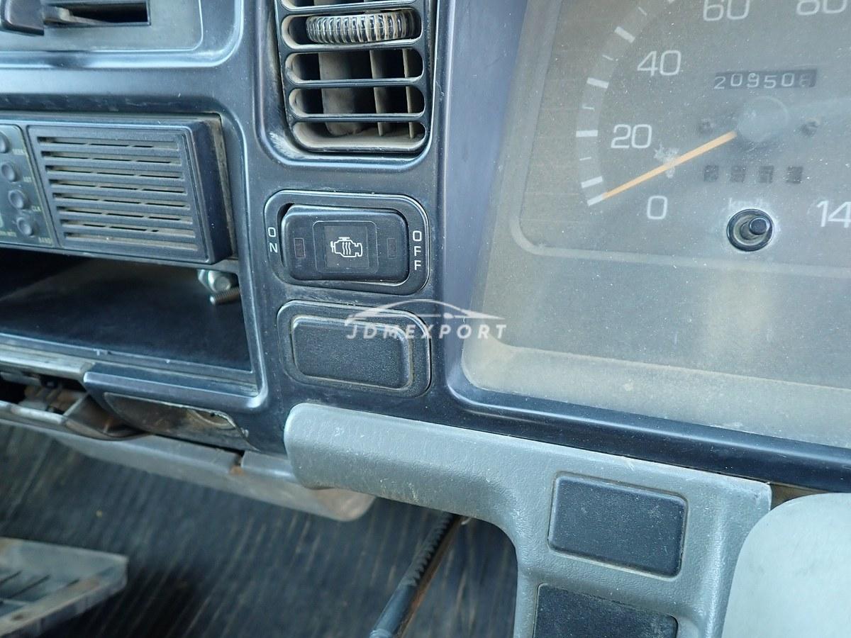 Mitsubishi Fuso Canter 1997 thumbnail 35