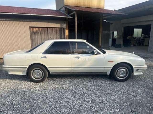 Nissan Cima 1988 thumbnail 17