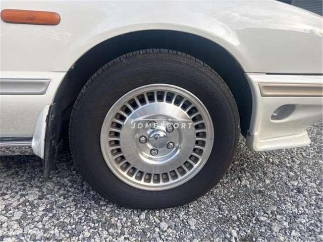 Nissan Cima 1988 thumbnail 22