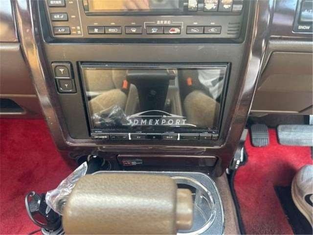 Nissan Cima 1988 thumbnail 4