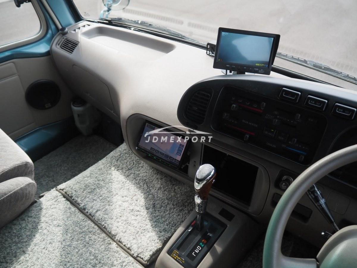 Toyota Coaster 1998 thumbnail 65