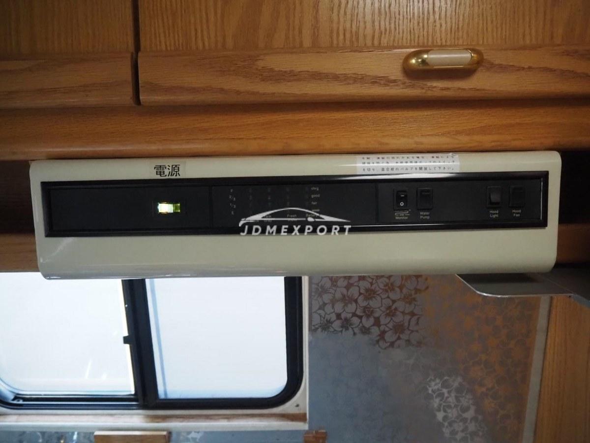 Toyota Coaster 1998 thumbnail 8