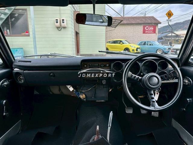 Nissan Skyline 1971 thumbnail 11
