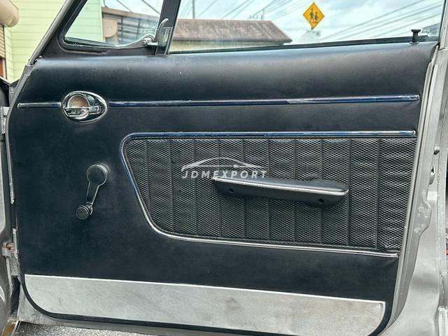 Nissan Skyline 1971 thumbnail 20