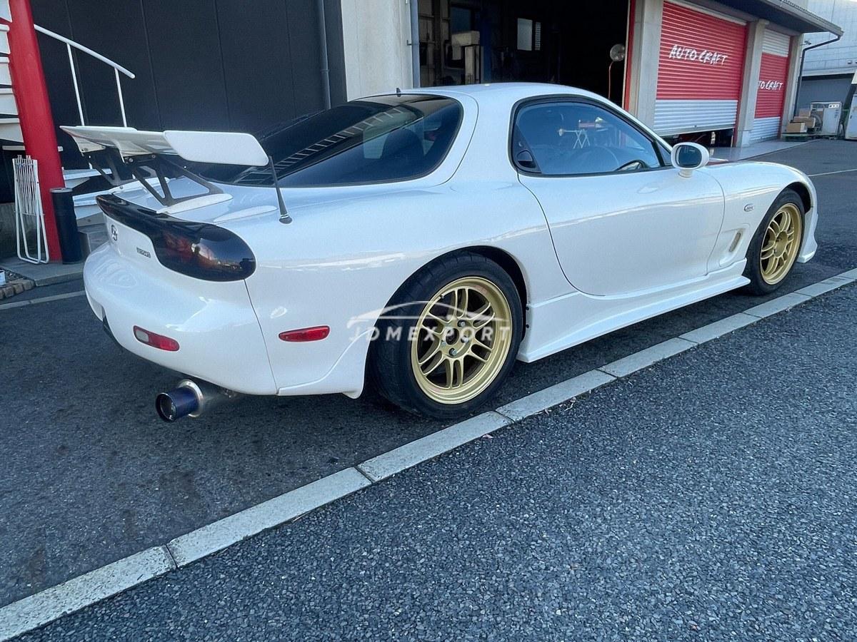 Mazda RX-7 2000 thumbnail 3