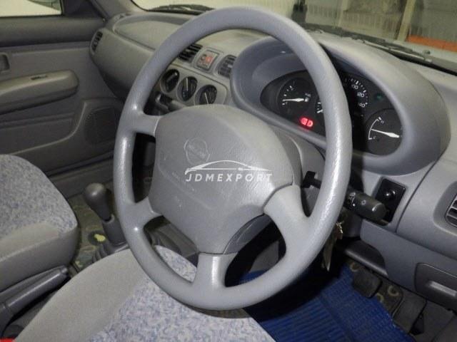 Nissan March 1998 thumbnail 4