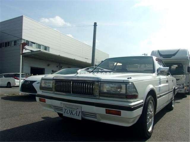Nissan Cedric 1985
