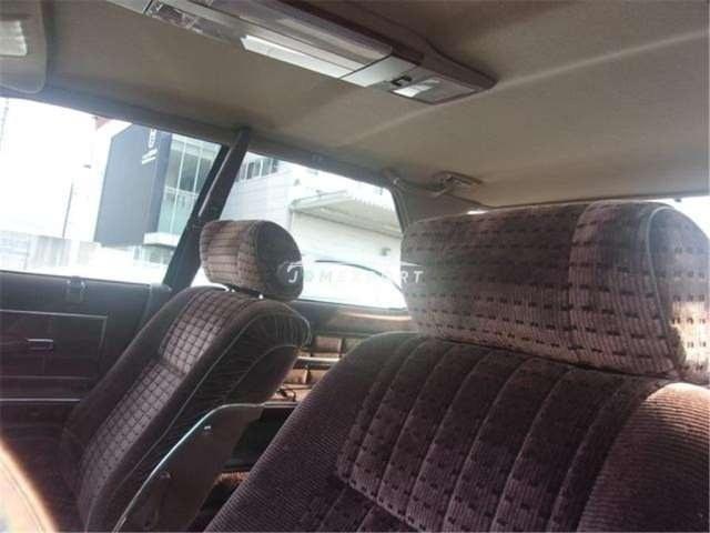 Nissan Cedric 1985 thumbnail 19