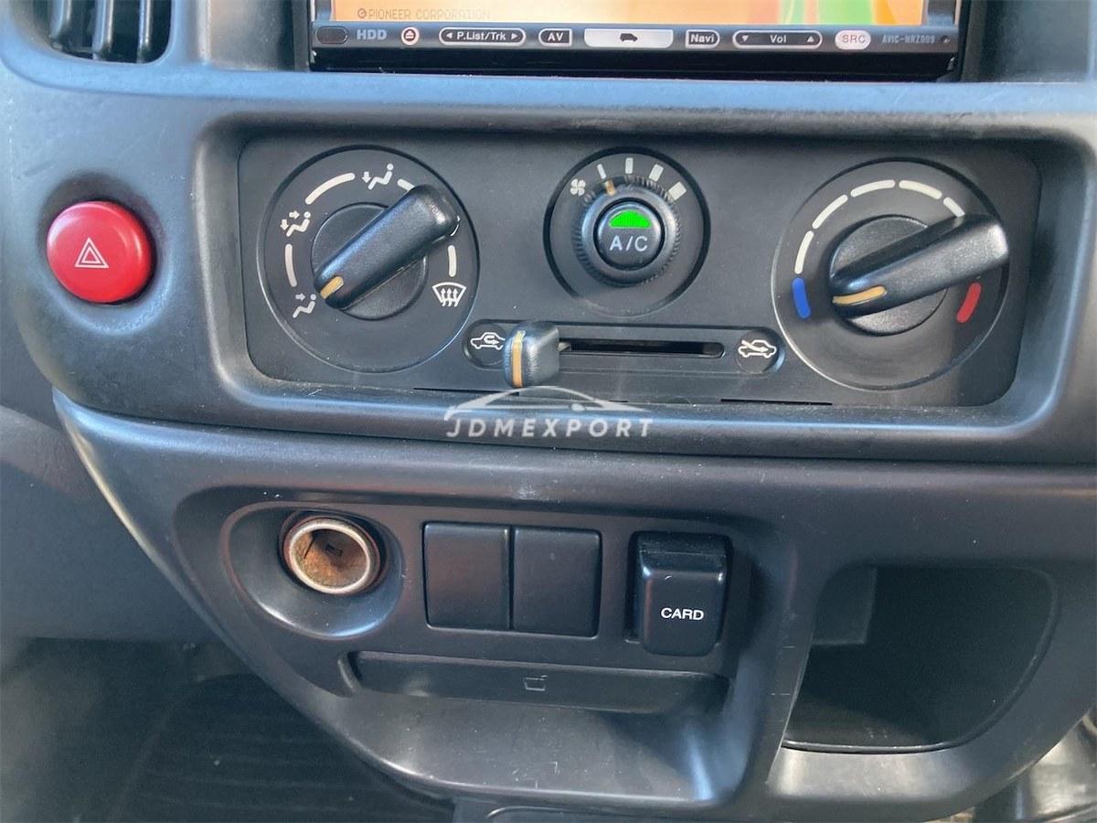 Suzuki Carry Truck 2001 thumbnail 32