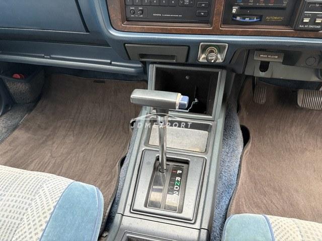 Toyota Crown 1983 thumbnail 18