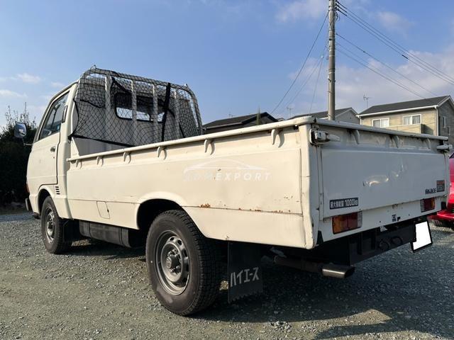 Toyota Hiace Truck 1984 thumbnail 5
