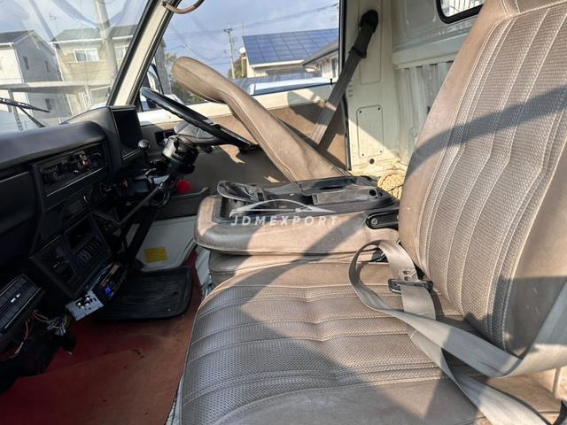 Toyota Hiace Truck 1984 thumbnail 20
