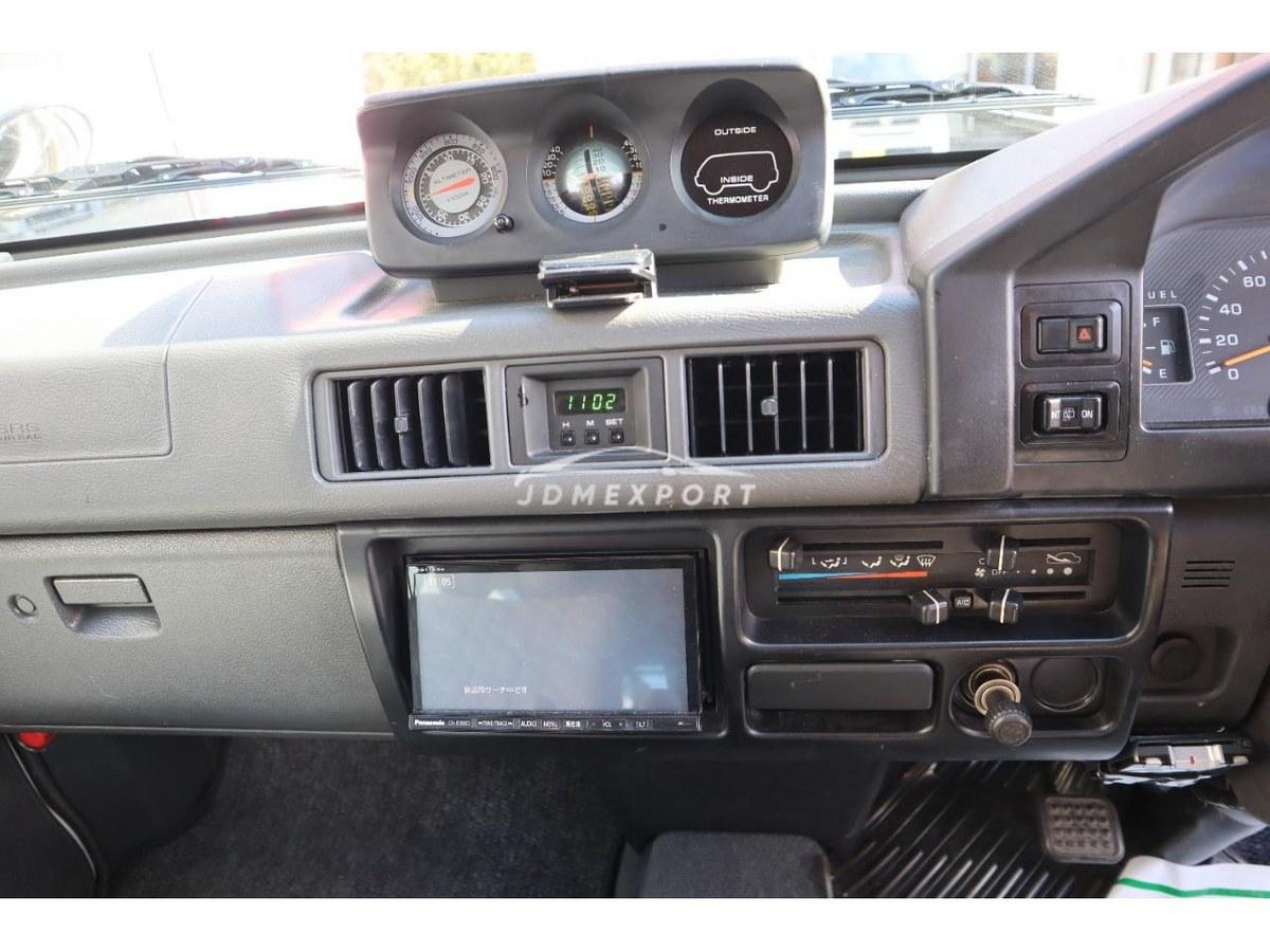 Mitsubishi Delica Starwagon 1998 thumbnail 39