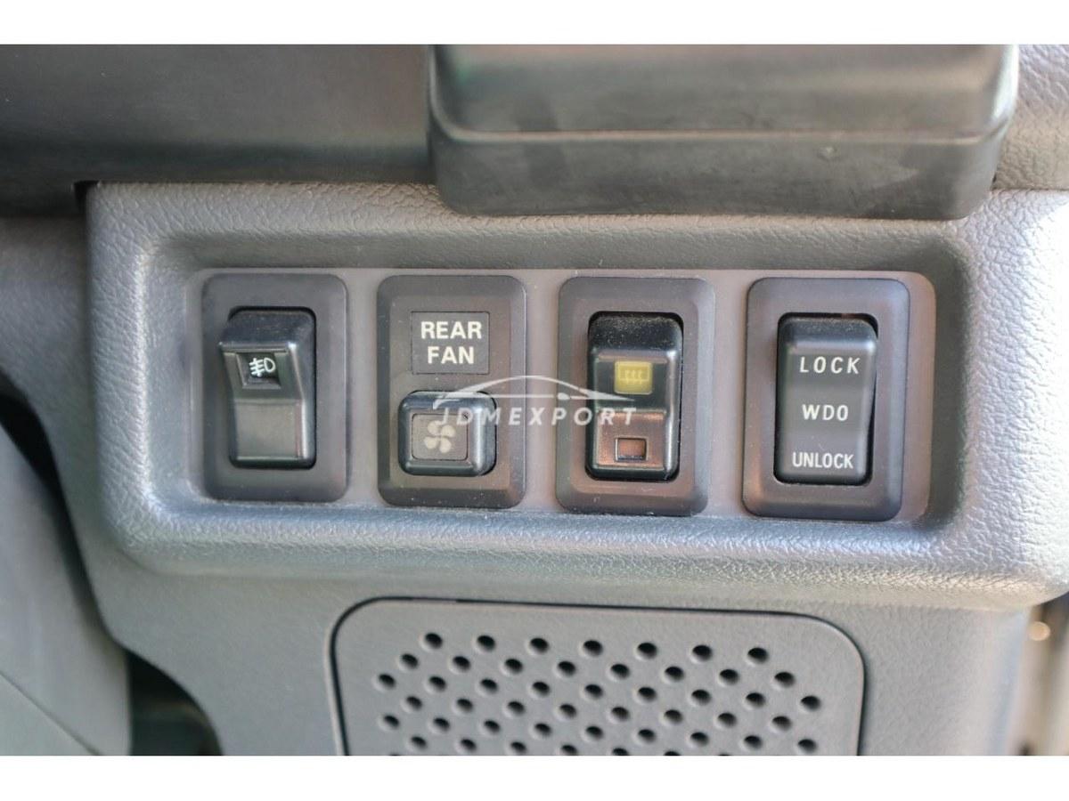 Mitsubishi Delica Starwagon 1998 thumbnail 46
