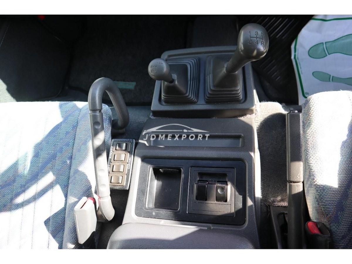 Mitsubishi Delica Starwagon 1998 thumbnail 38