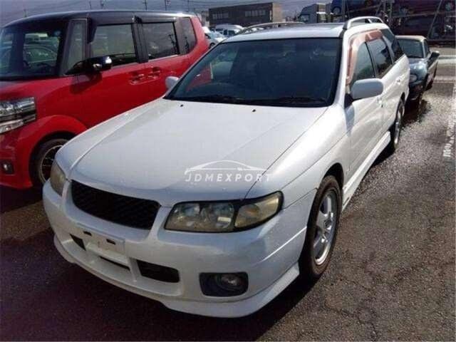 Nissan Avenir 1999