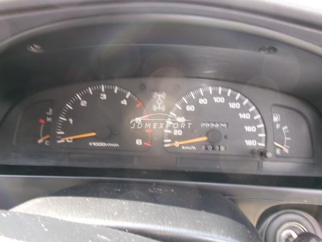 Toyota Hilux Surf 1997 thumbnail 32