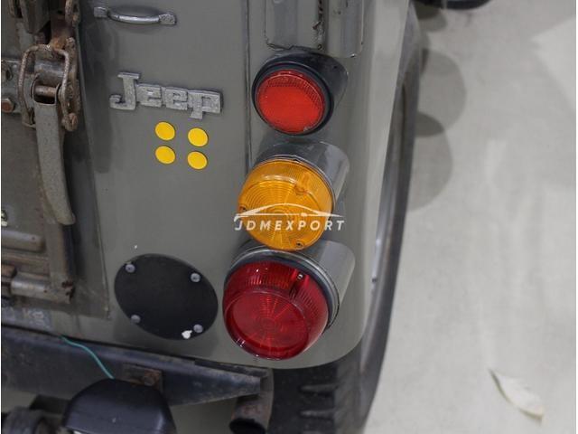Mitsubishi Jeep 1975 thumbnail 17