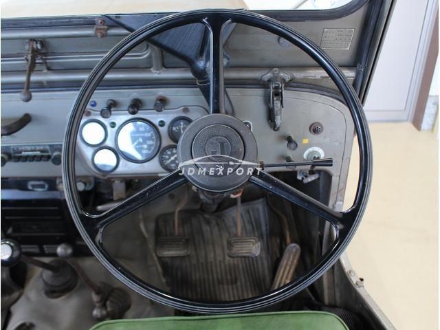 Mitsubishi Jeep 1975 thumbnail 26