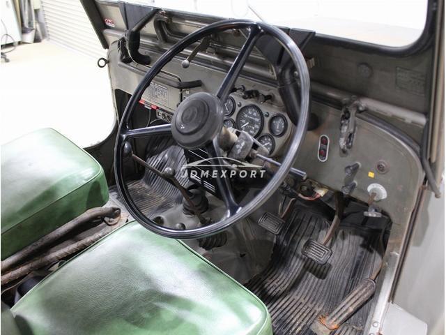 Mitsubishi Jeep 1975 thumbnail 21