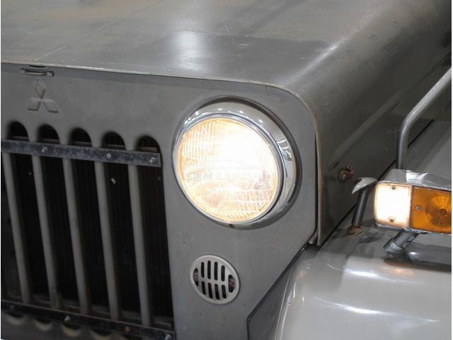 Mitsubishi Jeep 1975 thumbnail 6