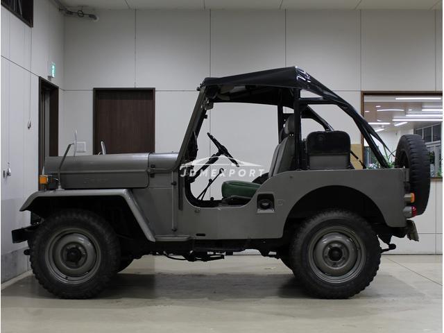 Mitsubishi Jeep 1975 thumbnail 12