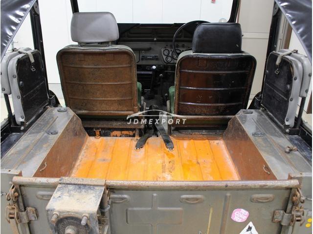 Mitsubishi Jeep 1975 thumbnail 23