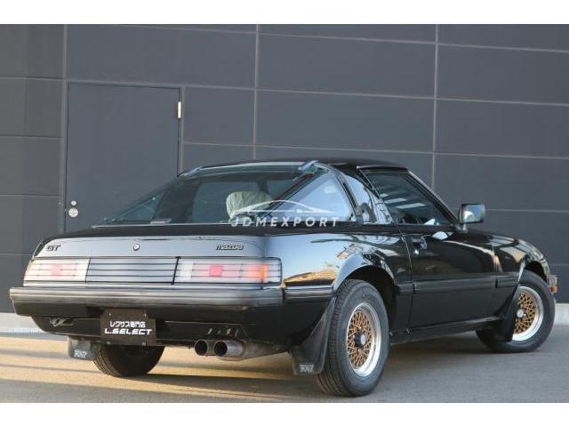 Mazda RX-7 1983 thumbnail 2