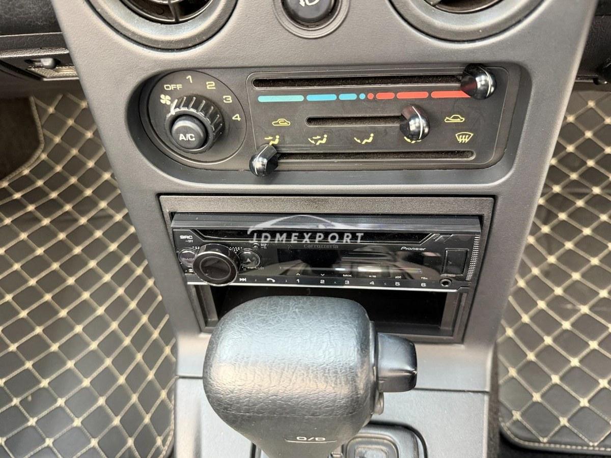 Mazda Eunos Roadster 1990 thumbnail 49