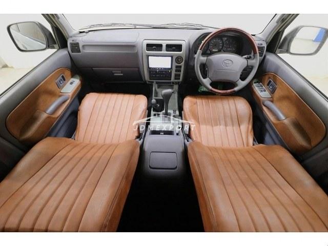 Toyota Land Cruiser Prado 2001 thumbnail 3